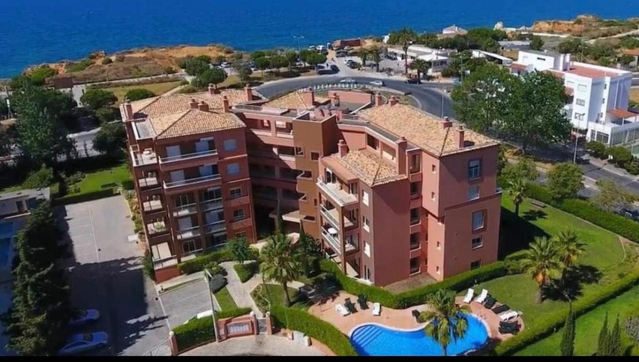 Beach & Sea Apt, Fast Wifi, Airco, Private Parking And Pool Portimao Exterior photo