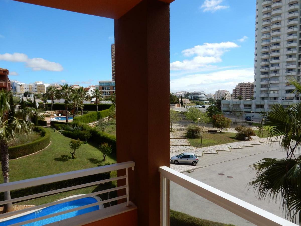 Beach & Sea Apt, Fast Wifi, Airco, Private Parking And Pool Portimao Exterior photo